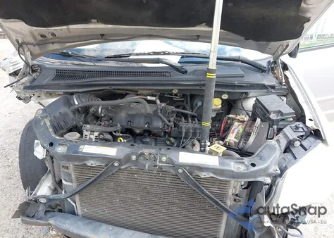 2008 Chrysler Town & Country Lx from USA, damaged, VIN 2A8HR44H08R721137